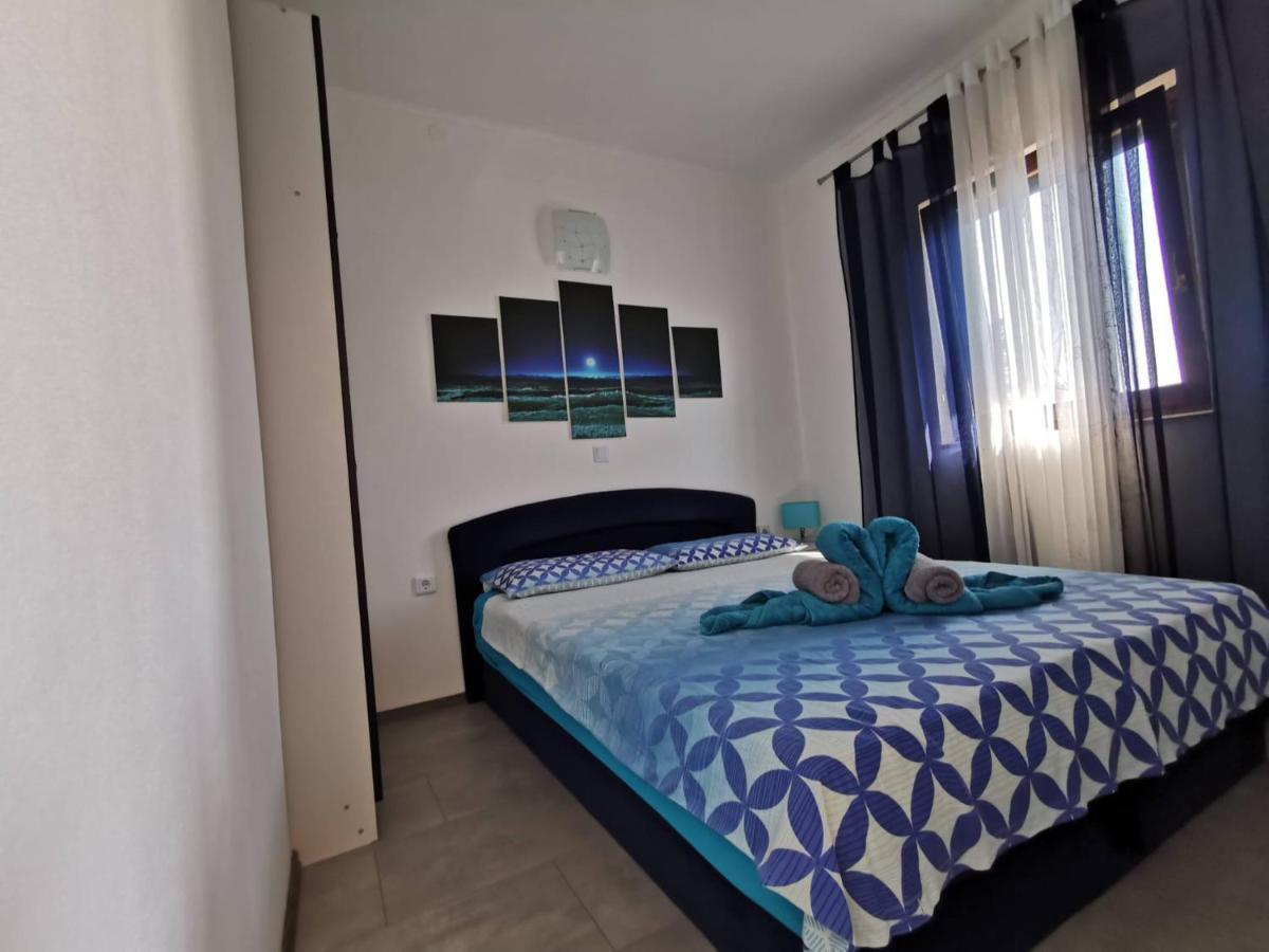 Apartmani Tajana Sukošan Dış mekan fotoğraf