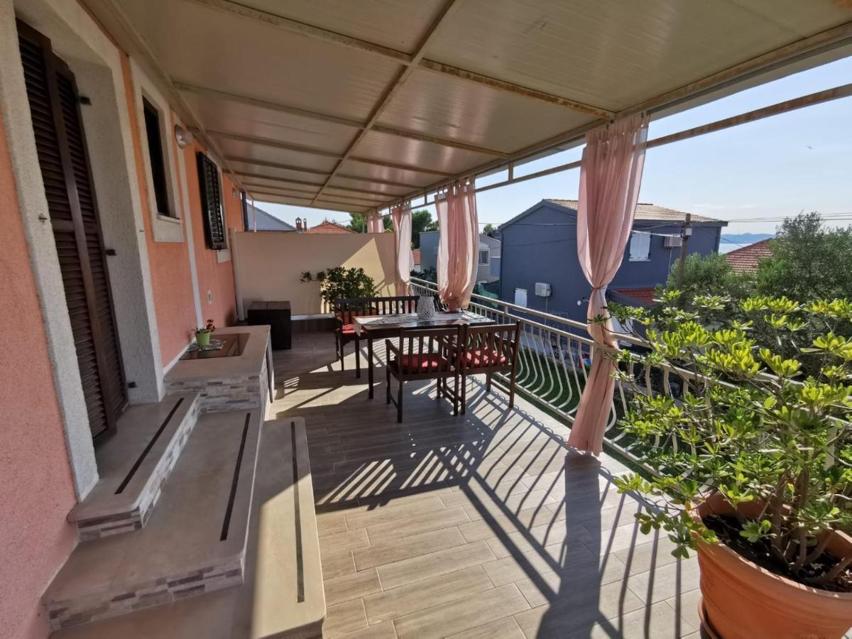 Apartmani Tajana Sukošan Dış mekan fotoğraf
