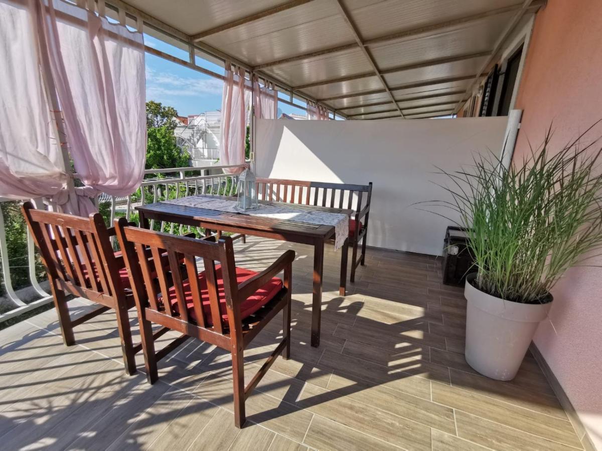 Apartmani Tajana Sukošan Dış mekan fotoğraf