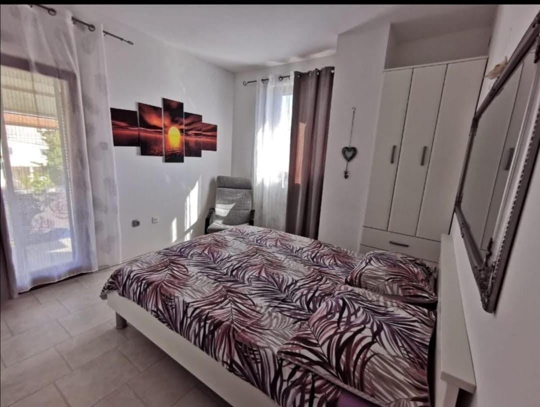 Apartmani Tajana Sukošan Dış mekan fotoğraf