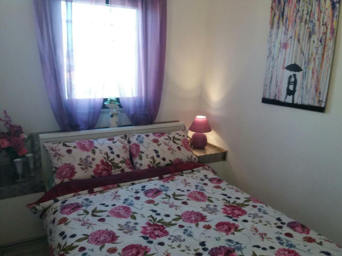 Apartmani Tajana Sukošan Dış mekan fotoğraf